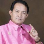 โฆษณาขายฝัน! ศรีสุวรรณ ค้านรัฐ แจกซิมมือถือ เหน็บ "บิ๊กตู่" แก้จนเพื่อคนรวย