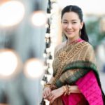 "นุ่น วรนุช" สวมชุดไทย-ถูกห้ามถ่ายรูปที่ป้อมพระสุเมรุ ถามหาเหตุผล ต้องอ่านกฎที่ไหน
