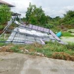 พายุฝนถล่มประจวบฯ! หอบหลังคาบ้านปลิวว่อน เสียหายกว่า 20หลัง เร่งสำรวจเพิ่ม