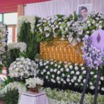 โอ วรุฒ มาหาแม่ครั้งสุดท้ายก่อนเผาพรุ่งนี้ แห่ซื้อเลขอายุอดีตพระเอกดัง