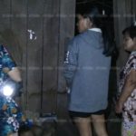 โผล่กลางดึกขดไม่ขยับ! ชาวบ้านแห่ส่องเลข งูเขียวหางไหม้เจ้าแม่ตะเคียน 2 ตัวเข้าบ้าน(คลิป)