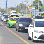 ถนนมิตรภาพ รถเยอะติดแน่น 4 จุด ประชาชนทยอย กลับบ้านฉลองปีใหม่