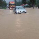 ด่วน! น้ำท่วมบางสะพานอีกแล้ว จมถนนเพชรเกษมขาล่องใต้