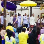 สมเด็จพระเจ้าอยู่หัว ฉลองพระองค์ชุดราชปะแตน เสด็จฯ เปิดงานอุ่นไอรัก