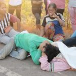 สุดสลด! หลานๆกอดศพยายร้องจะขาดใจ กระบะเสยแล้วซิ่งหนีลอยนวล(คลิป)