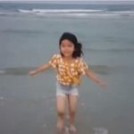 น้องมะลิ ติดใจขี่ม้าริมหาดหัวหิน ชวน แม่โบว์ มาดักรอจนตะวันตกดิน