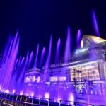 ไอคอนสยาม โชว์ "น้ำพุเต้นระบำ"ประกอบแสงสีเสียงยาว 400 เมตร ยิ่งใหญ่ตระการตา