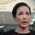 'อ้อม พิยดา' ร่ำไห้ เปิดใจถึง 'พ่อเปี๊ยก' เผยคำพูดสุดท้ายก่อนสิ้นลม
