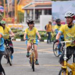 ภาพชุดประชาชน ทยอยนำจักรยานร่วม "bike อุ่นไอรัก" แนะเตรียมร่างกายอย่างไร?