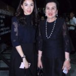 อ้อม ร่ำไห้โฮ! สวมกอด พี่เบิร์ด ธงไชย กลางงานศพ เปี๊ยก พิศาล
