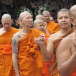 ประมวลภาพคนบันเทิง ร่วมส่ง พ่อดม ชวนชื่น ครั้งสุดท้าย ลูกหลานปล่อยโฮ