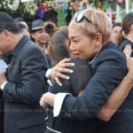 ประมวลภาพคนบันเทิง ร่วมส่ง พ่อดม ชวนชื่น ครั้งสุดท้าย ลูกหลานปล่อยโฮ