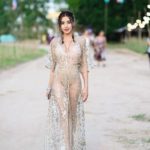 ใบเตย อาร์สยาม เสิร์ฟความแซ่บ สวมซีทรูเดินเที่ยว Wonderfruit2018