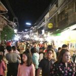 เชียงคานล้น! นักท่องเที่ยวนับแสน แห่เที่ยวปีใหม่ ที่พักเต็ม กางเต็นท์นอนวัด-โรงเรียน