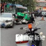 คนร้ายพกมีดจี้รถบัสคลั่งชน หนีตำรวจ จีนตายเจ็บเกลื่อนถนน