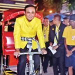 ปีใหม่ : แชะมุมหล่อ‘บิ๊กตู่’ ชิมลางการเมือง