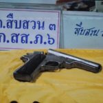 ผัวเปิดปาก ปมสังหารโหด อุ้มลูกยิงเมียดับ กลางเซเว่น หิ้วทำแผน-แจ้งข้อหาหนัก