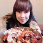 ส้มเช้ง สามช่า ตอนไม่มีเงิน 3บาทซื้อได้แค่กระดูกหมูแทะ ทั้งบ้าน (คลิป)
