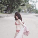 ใจแทบละลาย! แกรนด์ จัดทริปทะเลภูเก็ต อวดเซ็กซี่เกินห้ามใจ