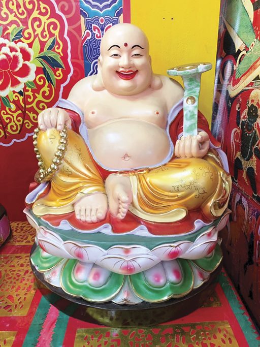 สักการะเทพเจ้าอำนวยพรตรุษจีน