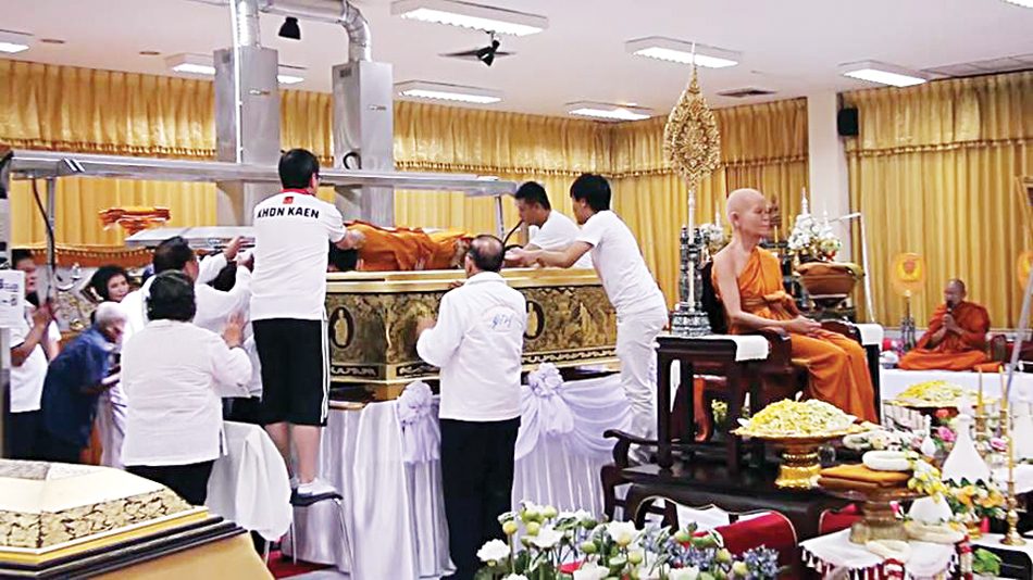 นศ.แพทย์มข.เปิดใจ ร่างพระครูใหญ่พ่อคูณ