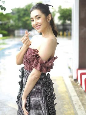 ‘เบลล่า’ชีวิตมาไกล7ปีบนเส้นทางบันเทิง