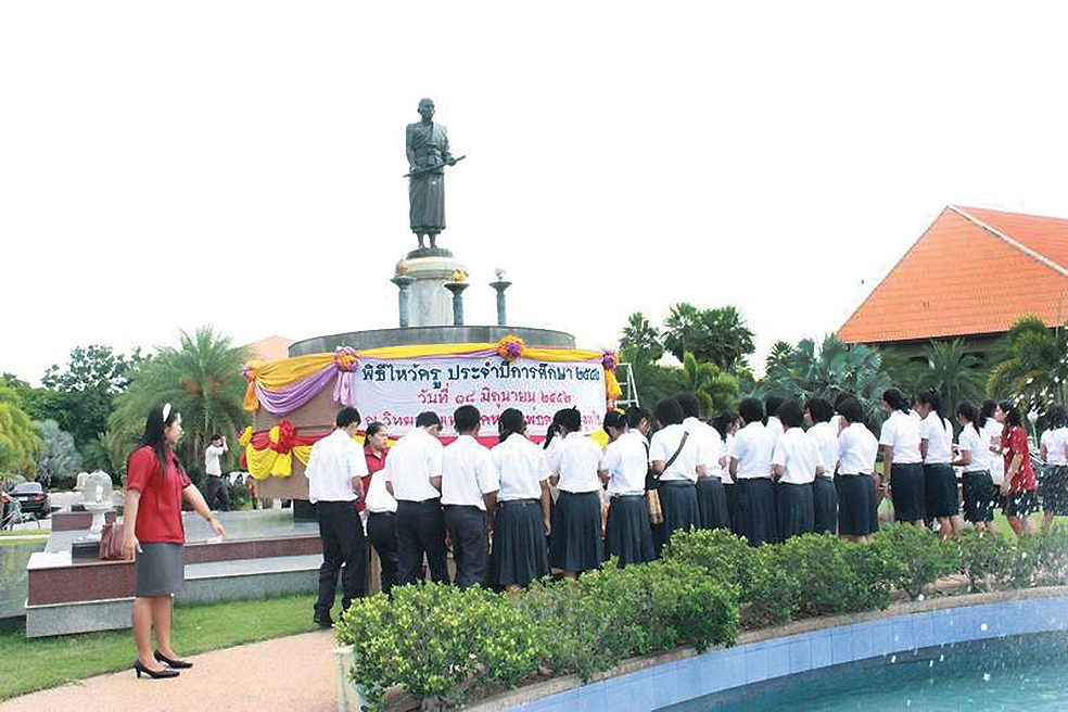 ทานบารมี‘หลวงพ่อคูณ’ เมตตาอุปถัมภ์การศึกษา