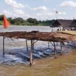 น้ำโขง สูงสุดเป็นประวัติการณ์! ท่วมร้านอาหาร-แปลงผักชาวบ้าน คาดเขื่อนจีนปล่อย