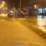 ทุ่งสงอ่วม! เจอฤทธิ์พายุปาบึก ลมแรงฝนกระหน่ำ น้ำทะลักไหลเชี่ยวท่วมถนน