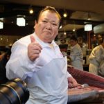 ทุบสถิติเกือบ100ล้าน ปลาทูน่ายักษ์ครีบน้ำเงิน เจ้าของร้านซูชิชนะประมูล