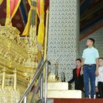 "พระองค์ที" ทรงนำพระสหาย ทัศนศึกษา วัดพระแก้ว และพระบรมมหาราชวัง