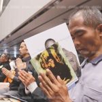 ยายคำมั่น ปลื้มใจ! สาธุชนทั่วโลกร่วมส่ง หลวงพ่อคูณ นับเป็นการต่อบุญให้หลวงพ่อ