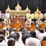 ผวจ.ขอนแก่น วอนให้เกียรติอัฐิธาตุ หลวงพ่อคูณ อย่ายื้อ-แย่ง ลงเรือตักอังคาร
