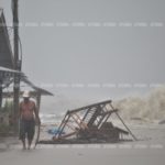 พายุปาบึก แผลงฤทธิ์! ฝนถล่ม-ทะเลคลั่งซัดท่วมแหลมตะลุมพุก เผยกลัวการสูญเสีย