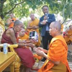 ข่าวสดพระเครื่อง : ชาวหนองแดงสู่ขวัญ สมทบทุนสร้างกุฏิ‘หลวงปู่ขำ’