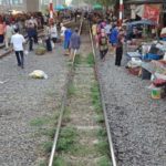 การรถไฟเล็งเลิกตลาดนัดข้างราง หวั่นจับจ่ายสุดอันตราย-ไม่ปลอดภัย