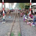 การรถไฟเล็งเลิกตลาดนัดข้างราง หวั่นจับจ่ายสุดอันตราย-ไม่ปลอดภัย