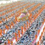 วัดธรรมกาย จัดงานธรรมยาตราจุดประทีปถวายเป็นพุทธบูชา แสงสีสุดอลังการ  