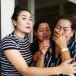สุดสะเทือนใจ! ชาวระโนดร้องไห้โฮ อพยพหนีพายุ ปาบึก ทั้งที่ศพญาติยังตั้งอยู่ที่วัด