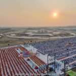 วัดธรรมกาย จัดงานธรรมยาตราจุดประทีปถวายเป็นพุทธบูชา แสงสีสุดอลังการ  