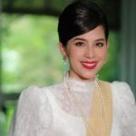 น้องฉัตร รับเกียรติแต่งหน้า 'คุณใหม่ สิริกิติยา' งดงามในงาน อุ่นไอรักคลายความหนาวฯ