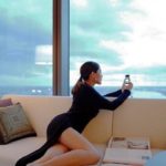 เป๊ะสุดๆ ปุ๊กลุก ใส่ชุดว่ายน้ำเว้าสูง-โชว์แผ่นหลัง เซ็กซี่ขยี้ใจริมทะเล
