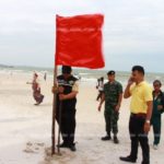 ชายหาด หัวหิน ขนของหนี พายุปาบึก หวั่นโดนถล่ม ห้ามลงทะเลเด็ดขาด!