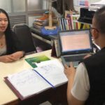 สาวเก๋งดำ เครียดจัด-หามส่งรพ.!! ตร.ตั้ง 2 ข้อหาหนักชนเก๋ง เซนติเมตร ดับ2ศพ