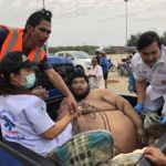 หนุ่มป่วยโรคอ้วน หนัก 300 กก. จนท.ระดมทีมพารักษา ทุลักทุเลกว่า 3 ชม.