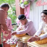 รักไร้พรมแดน! สาวหล่อ เข้าพิธีแต่งงาน สาวสวย หลังตะบันทุกข์-สุข ร่วมกันมา 8 ปี