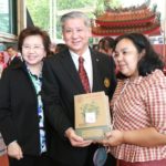 มูลนิธิป่อเต็กตึ๊ง มอบของขวัญวันเด็ก เนื่องในวันเด็กแห่งชาติ