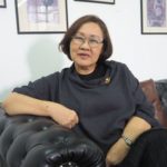 นิรมล เมธีสุวกุล พิธีกรหญิงเก่ง คว้ารางวัลเกียรติยศคนทีวี งานโทรทัศน์ทองคำ