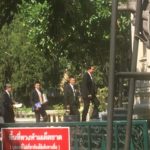 'บิ๊กตู่' ส่งยิ้มอารมณ์ดี รับวันเลือกตั้ง เผย ยังไม่ตัดสินใจงานการเมือง