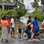 นครศรีฯอ่วม พิษปาบึก ซัดบ้านพัง ขาดแคลนอาหาร-ไฟฟ้าถูกตัด (คลิป-ภาพชุด)